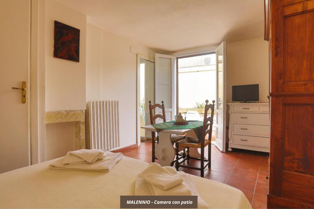 Postel nebo postele na pokoji v ubytování Chiesa Greca Suites - Lecce Selection