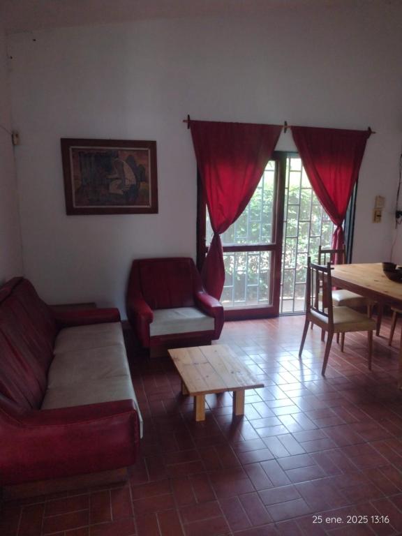 Istumisnurk majutusasutuses LA CASONA DEL HUGO