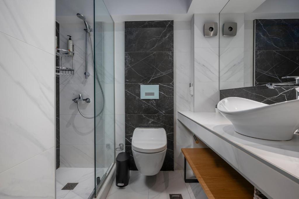 Square Elegant Suites - 15