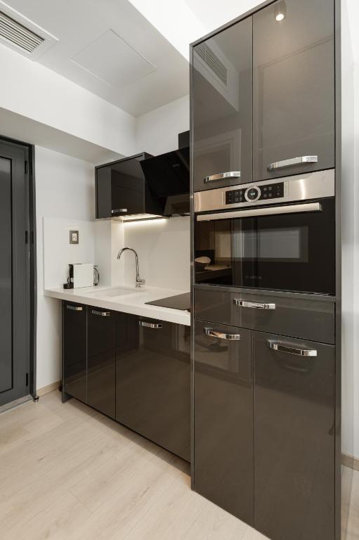 Square Elegant Suites - 13