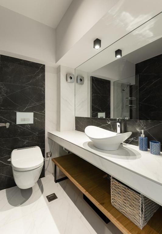 Square Elegant Suites - 16