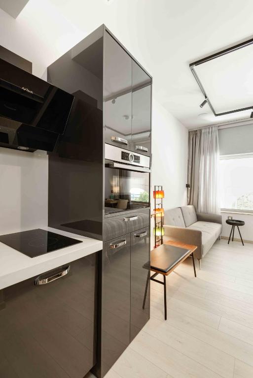 Square Elegant Suites - 11