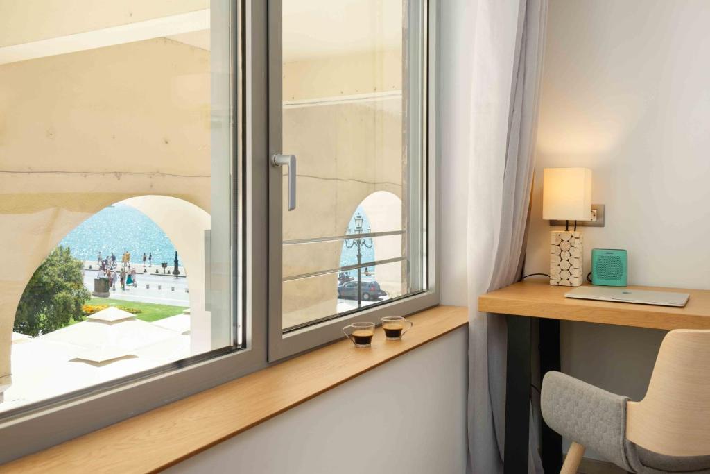 Square Elegant Suites - 5