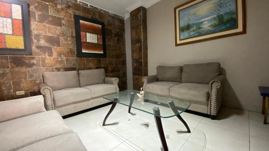 Posezení v ubytování Hostal Bellagio