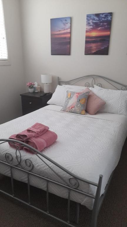 Surfmist Barrack Point - Three-Bedroom Apartment