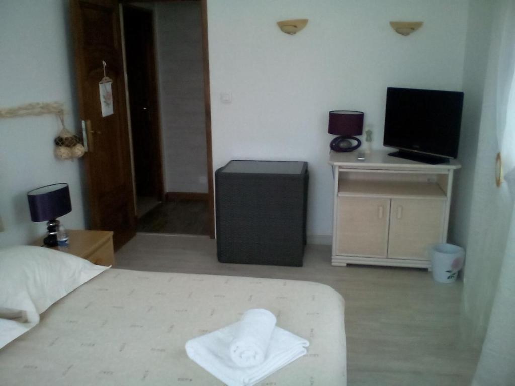 Le Relais De Dalibray - Double Room With Extra Bed