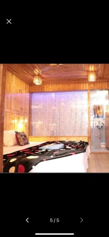 Fotografie z fotogalerie ubytování Altaf's motel v destinaci Matheran