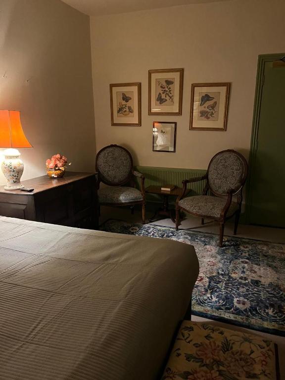 Queens Court Hotel - Resim 19