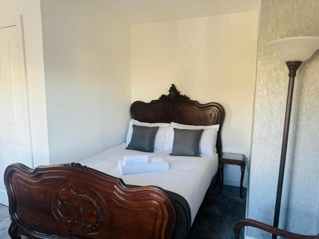 
Large Double Room
