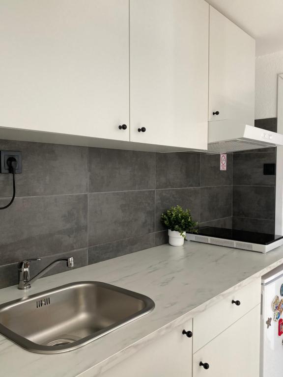 Studio apartment Adrijana - 11