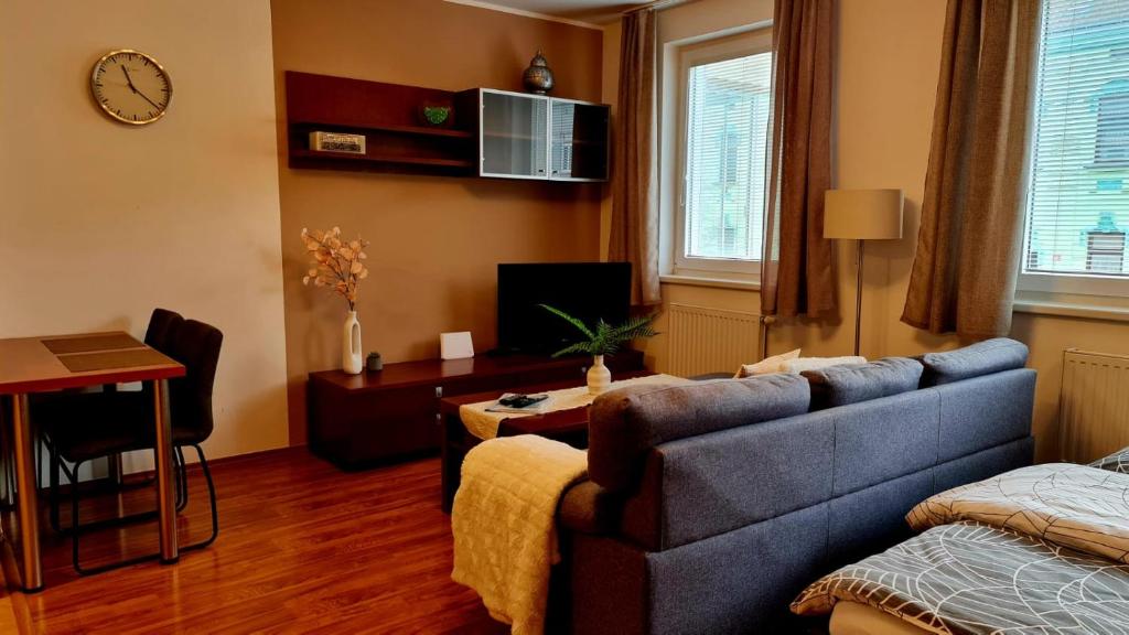 TV a/nebo společenská místnost v ubytování Apartmán P+Z