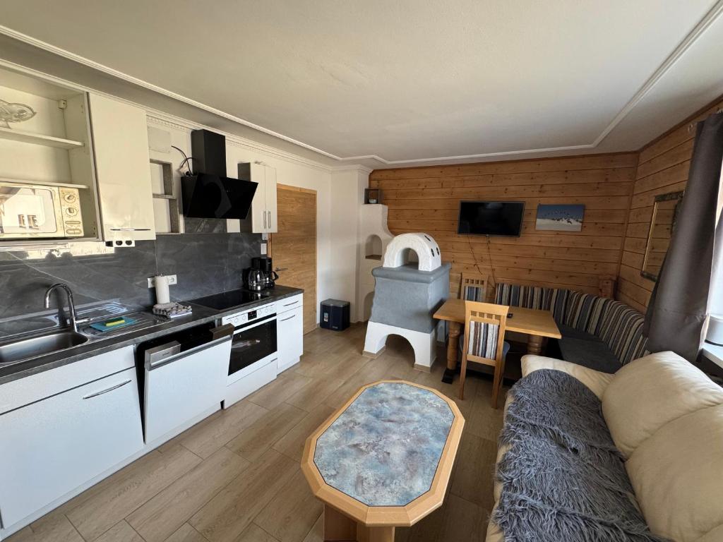 Kuchyň nebo kuchyňský kout v ubytování Apart Weitblick Suite