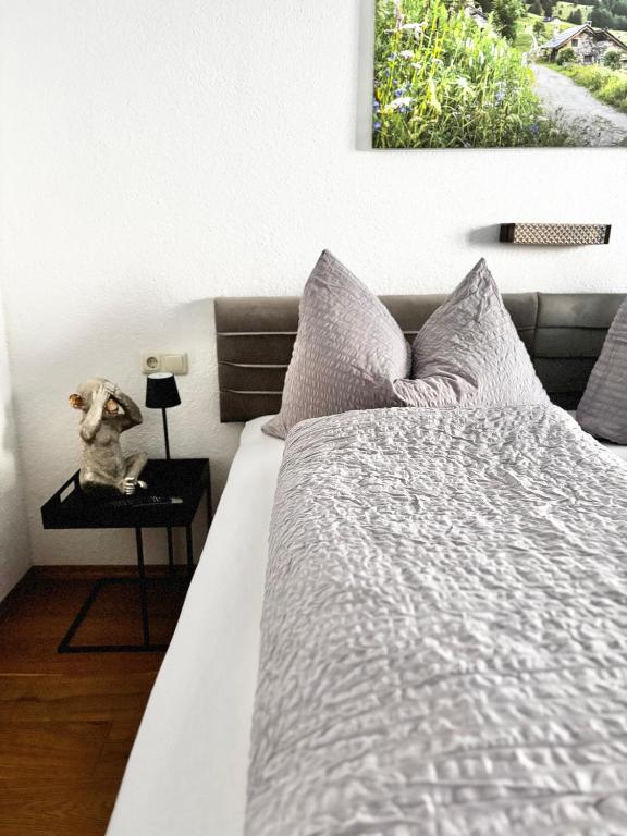 Postel nebo postele na pokoji v ubytování Lechtaler Alpenblick Landeck - Privatzimmer & Ferienwohnung