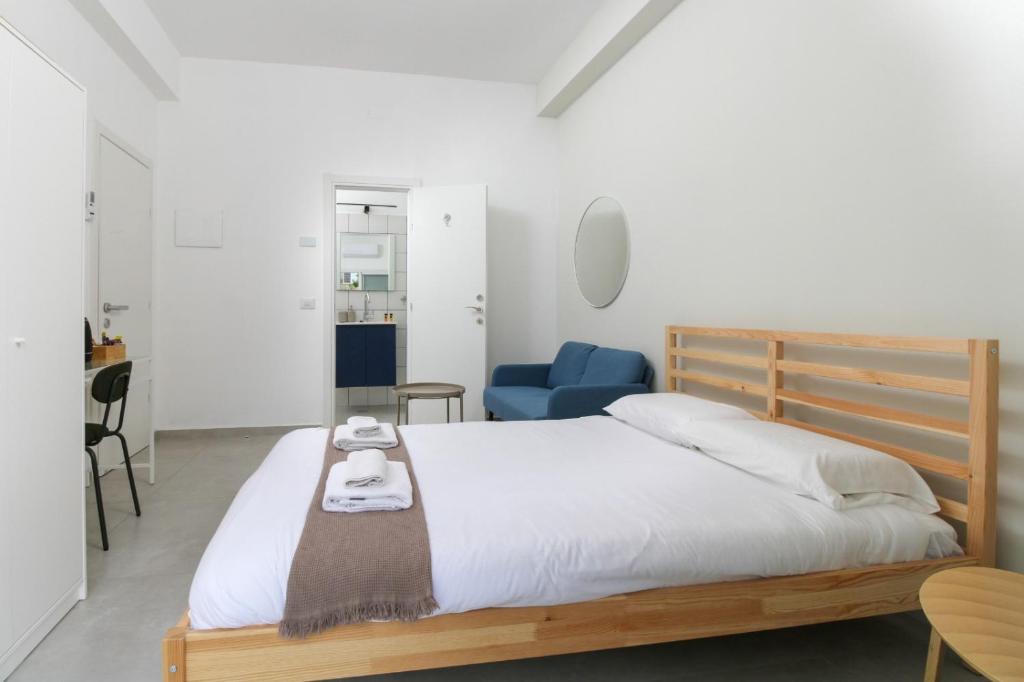 Voodi või voodid majutusasutuse Loveinsky Tel Aviv rooms toas