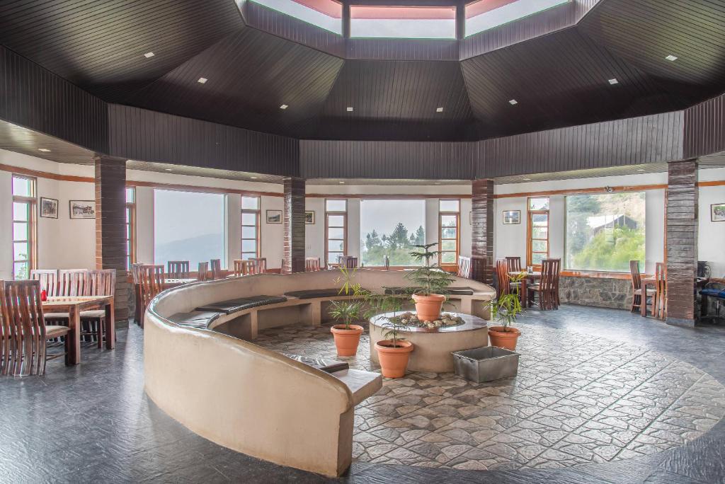 Posezení v ubytování Echor - The Koti Village Resort Kufri