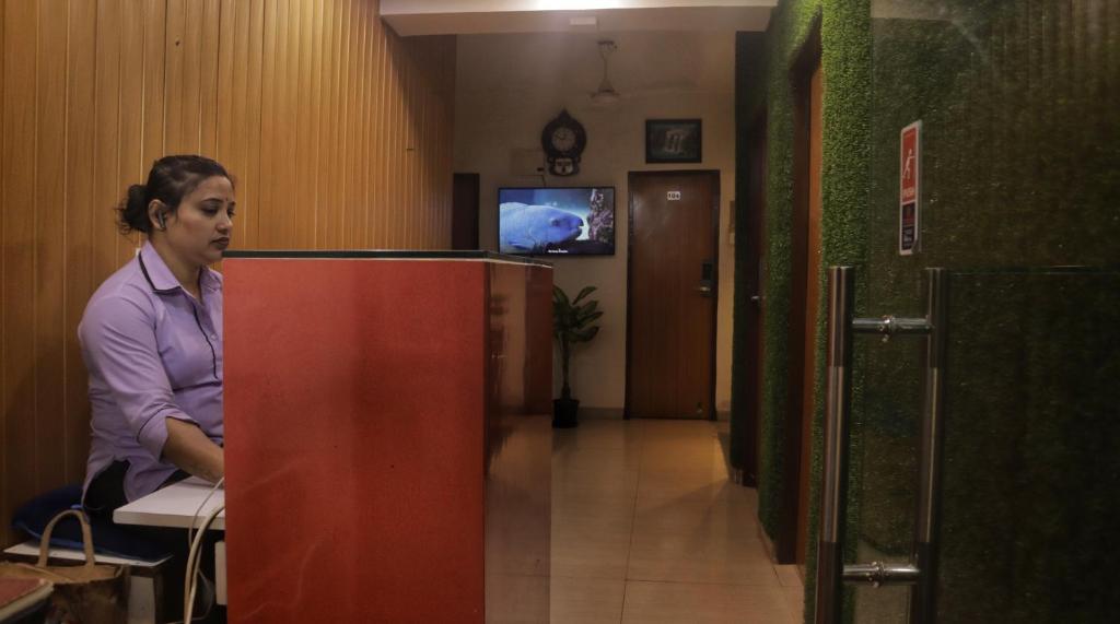 TV a/nebo společenská místnost v ubytování HOTEL DADOs INN