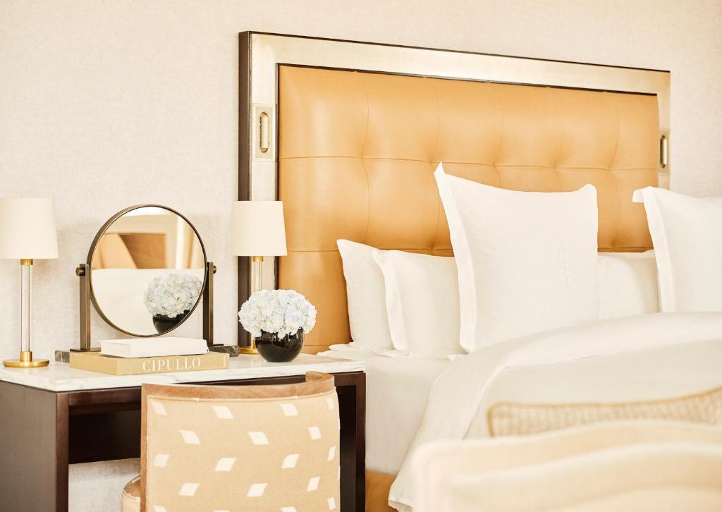 Four Seasons Hotel Madrid - Resim 32