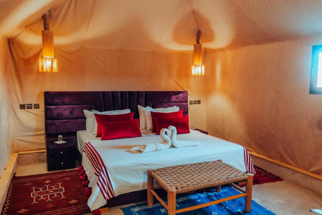 Postel nebo postele na pokoji v ubytování Kidal Camp