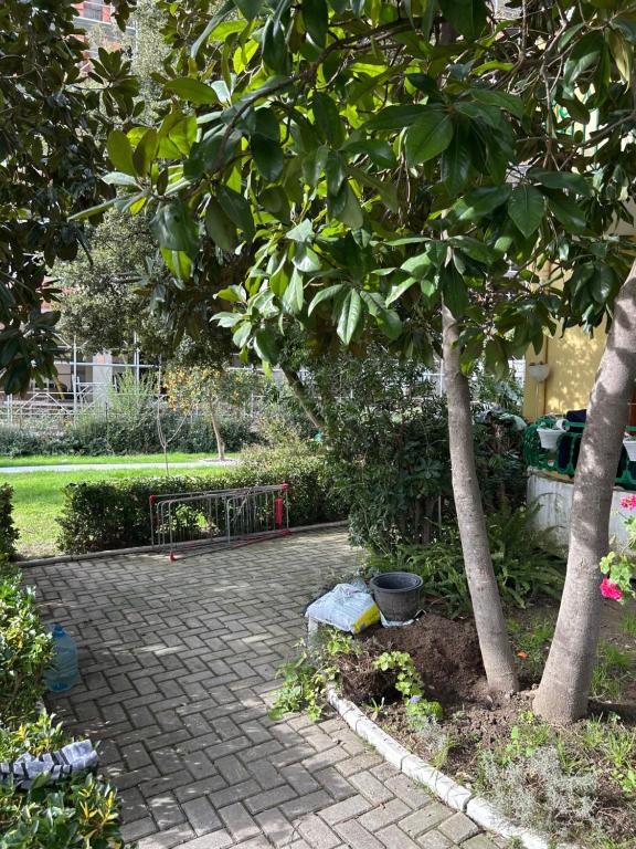 Vacation Apartments Garden - One-Bedroom House