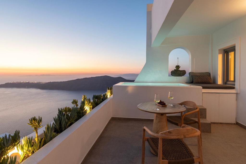 LUKAS Aethereal Living - 8