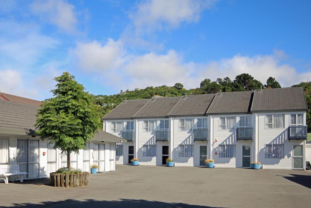 Midway Pacifica Lodge - Resim 6