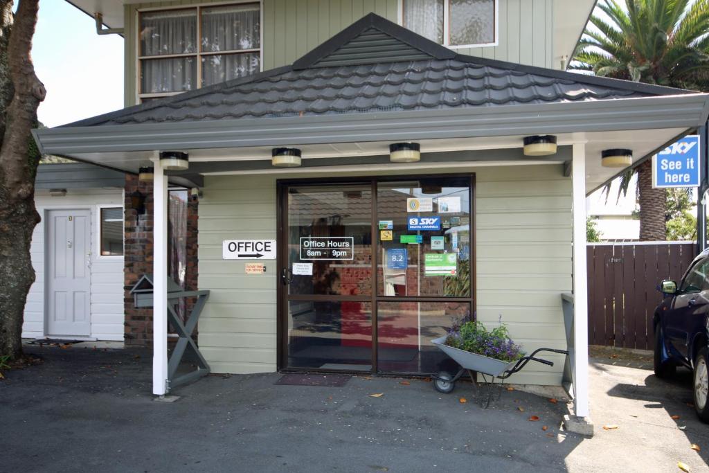 Midway Pacifica Lodge - Resim 21