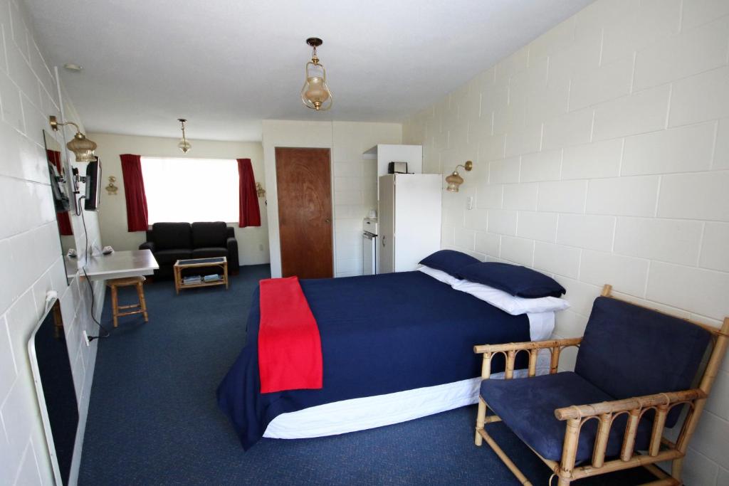 Midway Pacifica Lodge - Resim 30