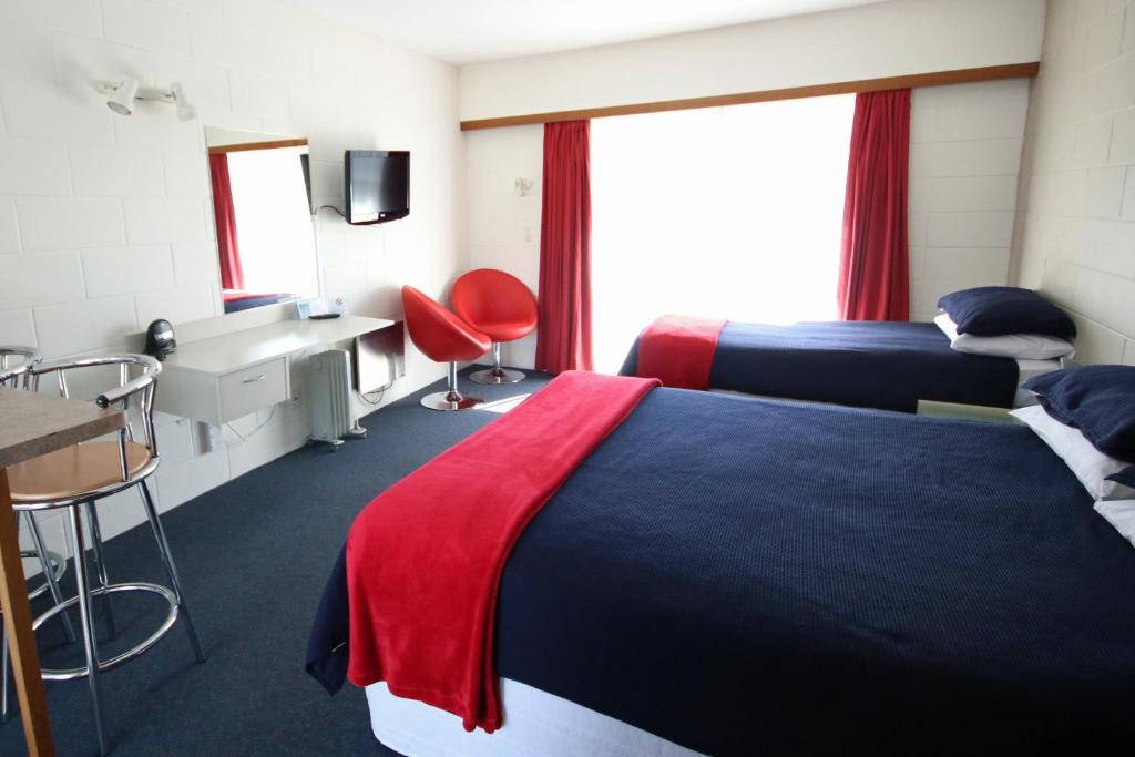 Midway Pacifica Lodge - Resim 34