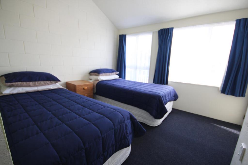 Midway Pacifica Lodge - Resim 41