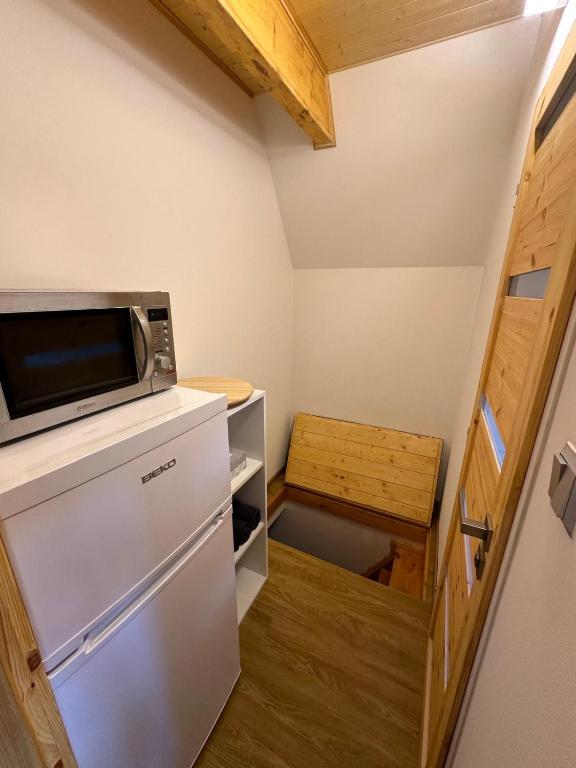 Kuchyň nebo kuchyňský kout v ubytování Chalet Galla