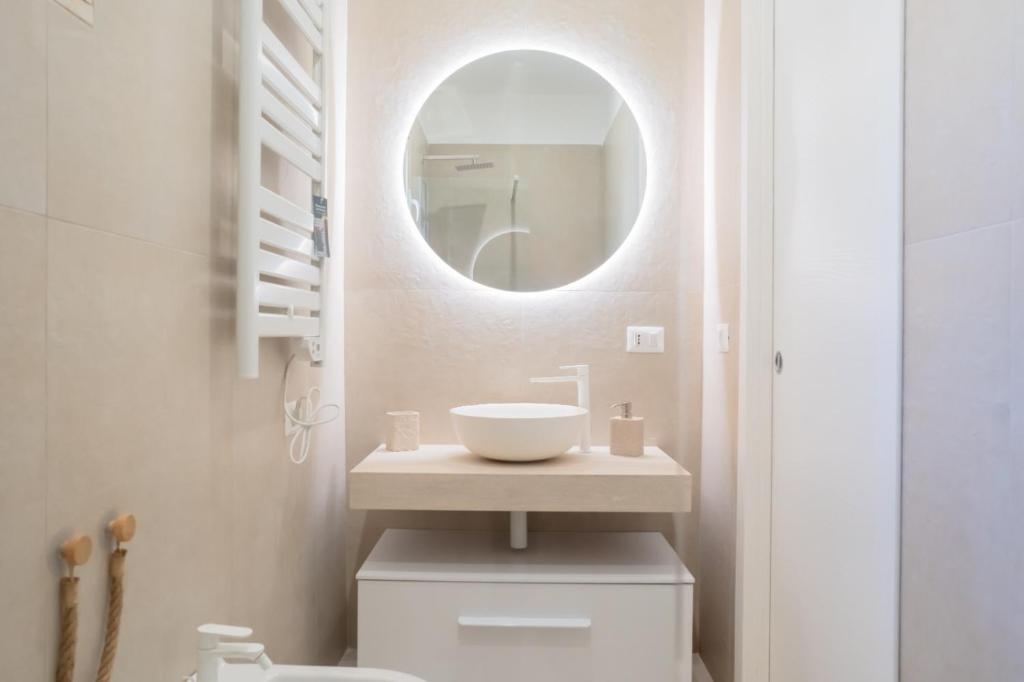 Roses Suite & Apartments - Deluxe Double Room