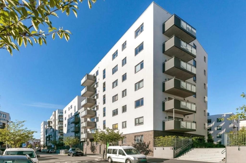 Το κτήριο όπου στεγάζεται  το διαμέρισμα