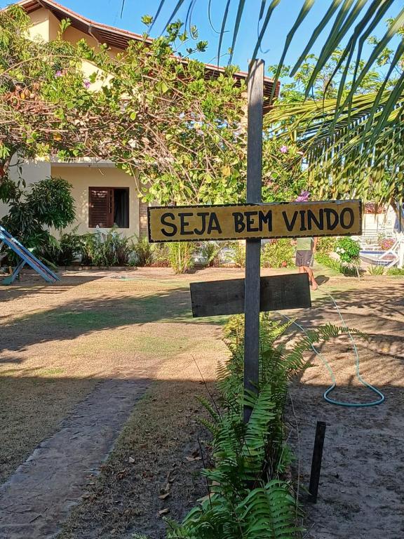 Aed väljaspool majutusasutust Suíte Barra Nova
