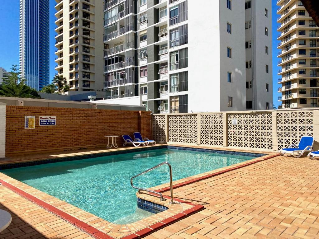 Paradise Towers Holiday Apartments, Gold Coast (updated prices 2026)