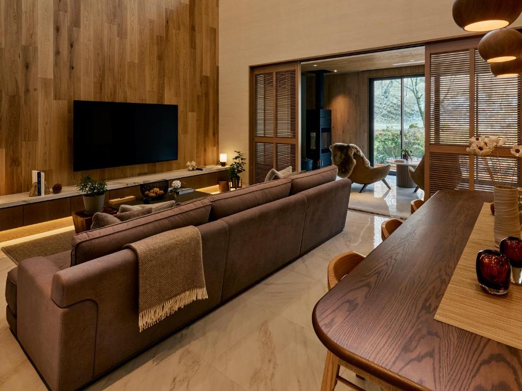TV a/nebo společenská místnost v ubytování Glamdy style hotel suite 山ノ麓
