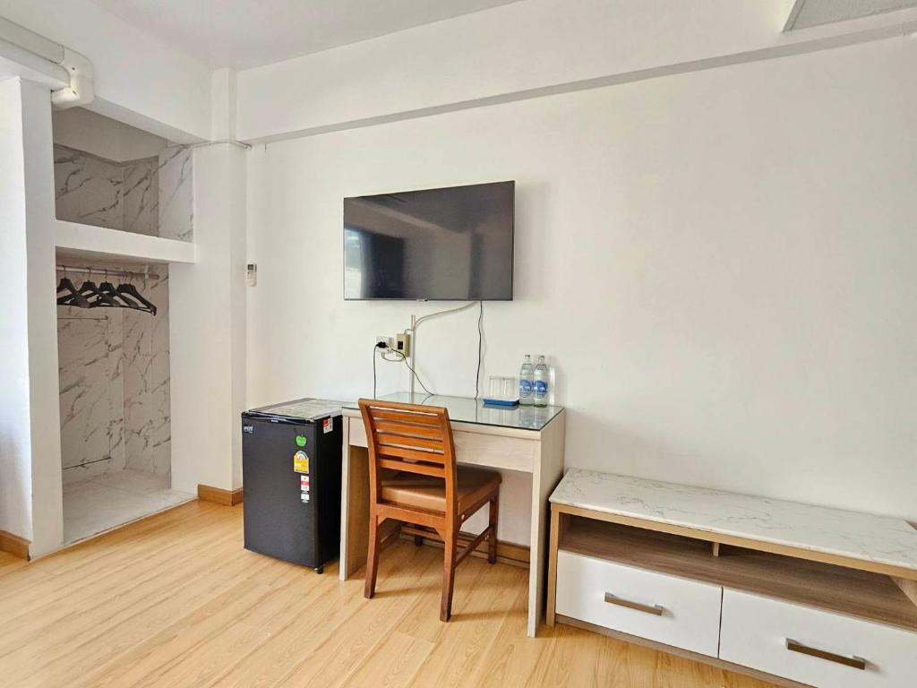 Crown BTS Nana Hotel - Resim 4