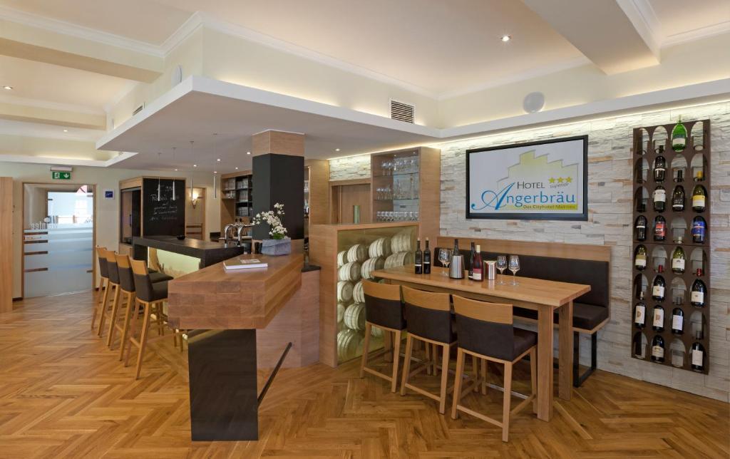 Kuchyň nebo kuchyňský kout v ubytování Hotel Angerbräu