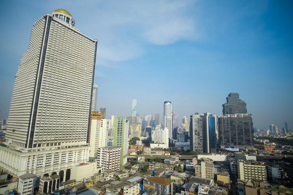 Centre Point Plus Hotel Silom - Newly Renovated - Resim 22