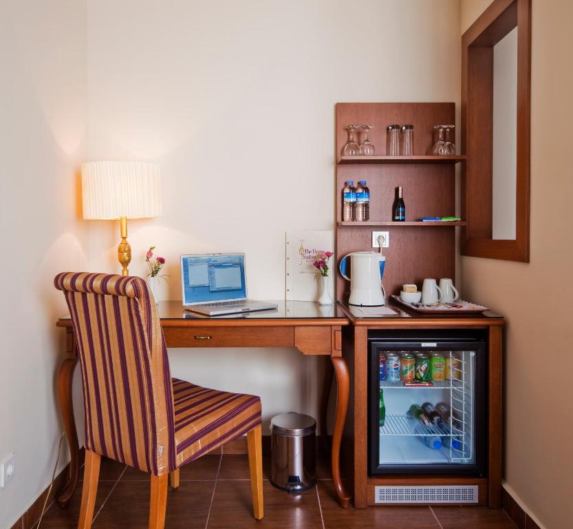 Kuchyň nebo kuchyňský kout v ubytování GLK PREMIER The Home Suites & Spa