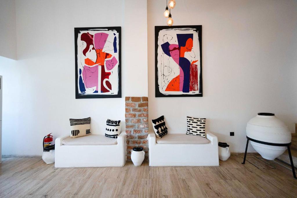 Posezení v ubytování Çamlık 87 Hotel Ayvalık