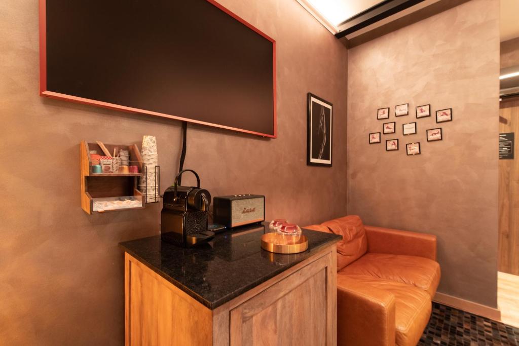 LOVE ROOM - Luxembourg - Resim 3