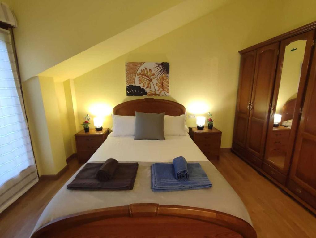 Postel nebo postele na pokoji v ubytování Casa Rural La Churla en Mazcuerras