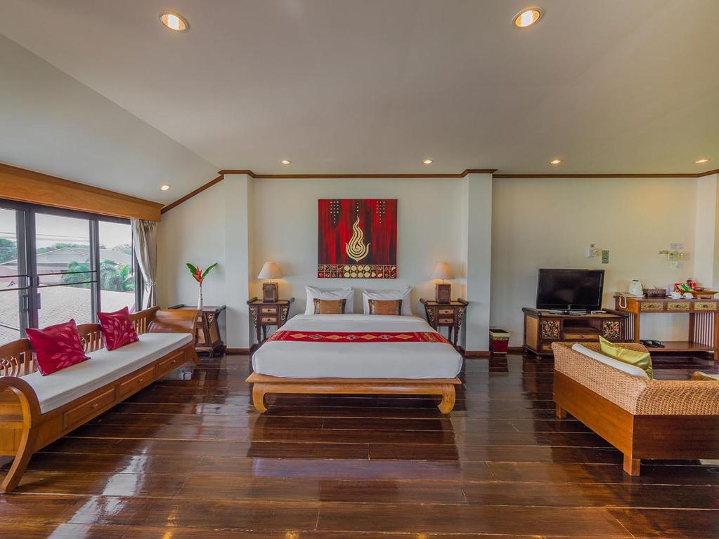 Chiangkhan River Mountain Resort - Süit - Nehir Manzaralı