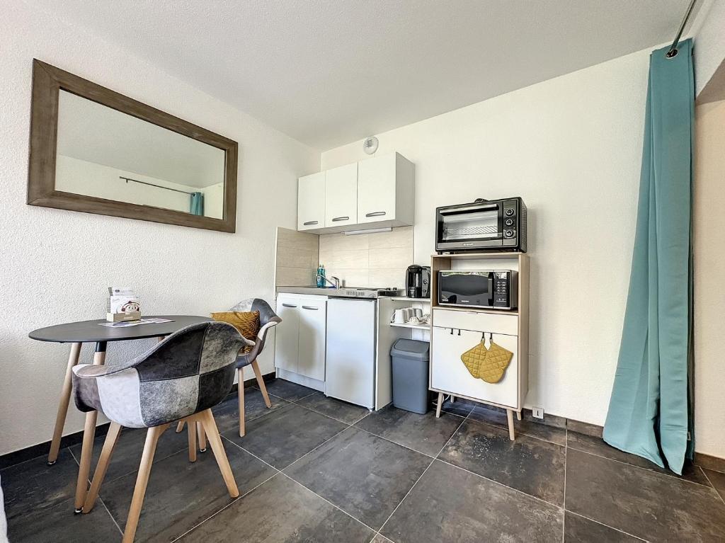 Nice appartement proche gare Near Basel Wi-fi – photo 10