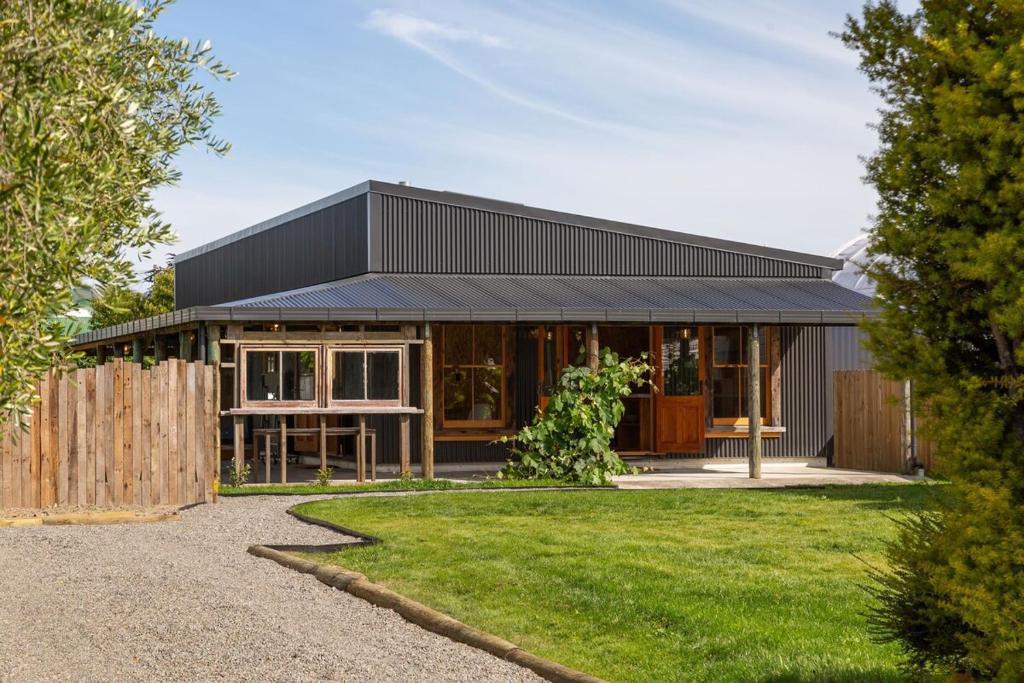 Quirky & Cool on Cork - Resim 9