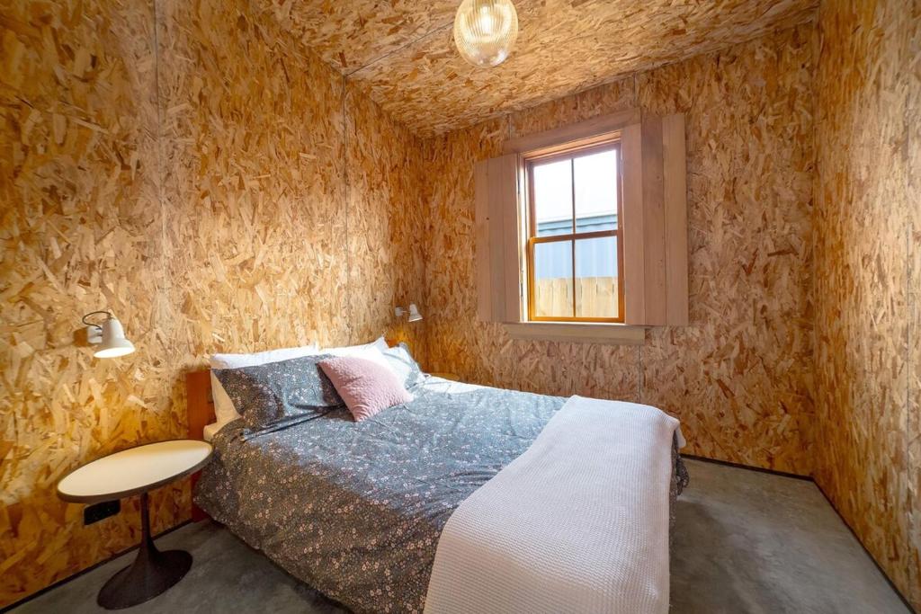 Quirky & Cool on Cork - Resim 27