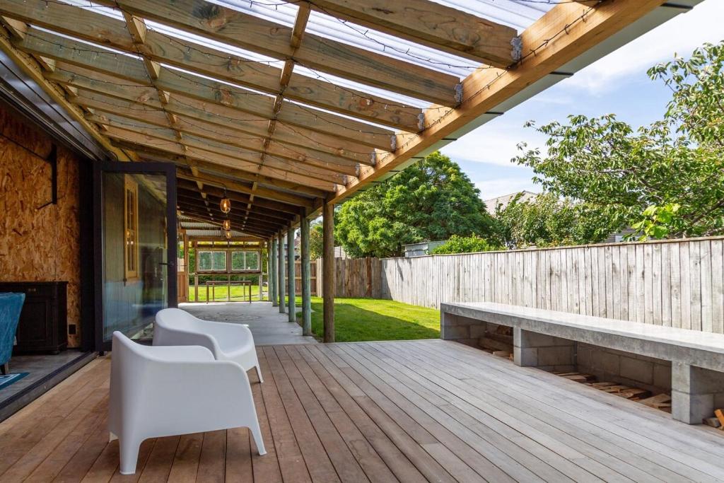 Quirky & Cool on Cork - Resim 36