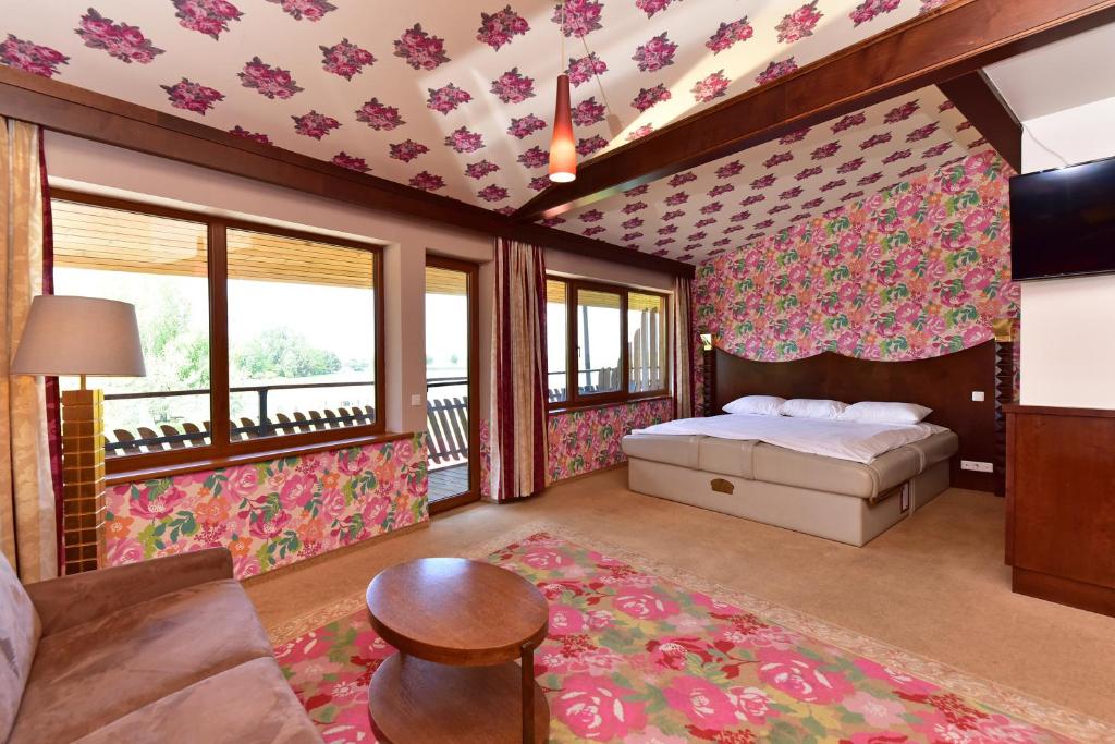 KARPYNĖ Restaurant & Bed & Breakfast - Suite