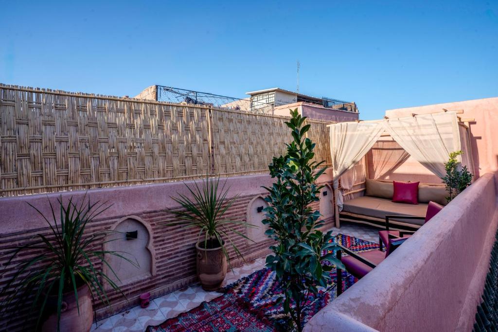 Balkón nebo terasa v ubytování Riad Le Graff Pink