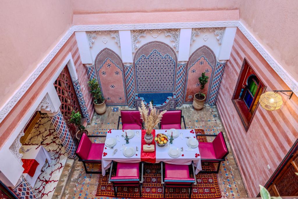 Posezení v ubytování Riad Le Graff Pink